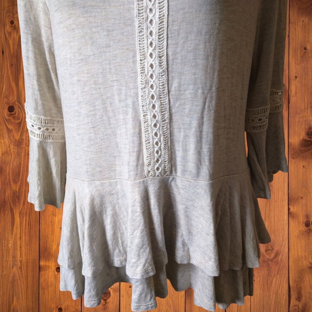 Alya Anthropologie Women's Small 3/4 Bell Sleeve Crochet Ruffle Pullover Blouse - Picture 3 of 7